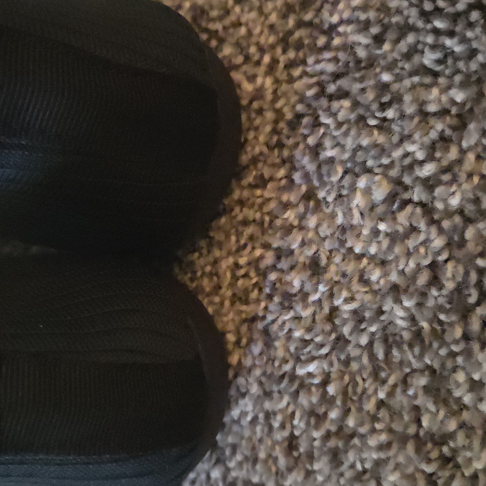 Women's Beige and Black Knit Ballet Flats - Picture 9 of 10